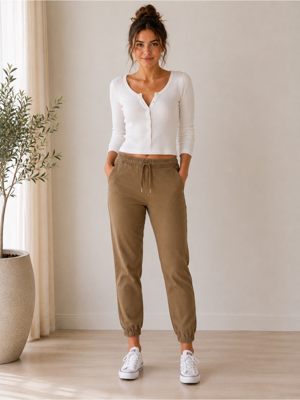 American Eagle Next Level High-Waisted Pull-On Jogger Pants Khaki Size M